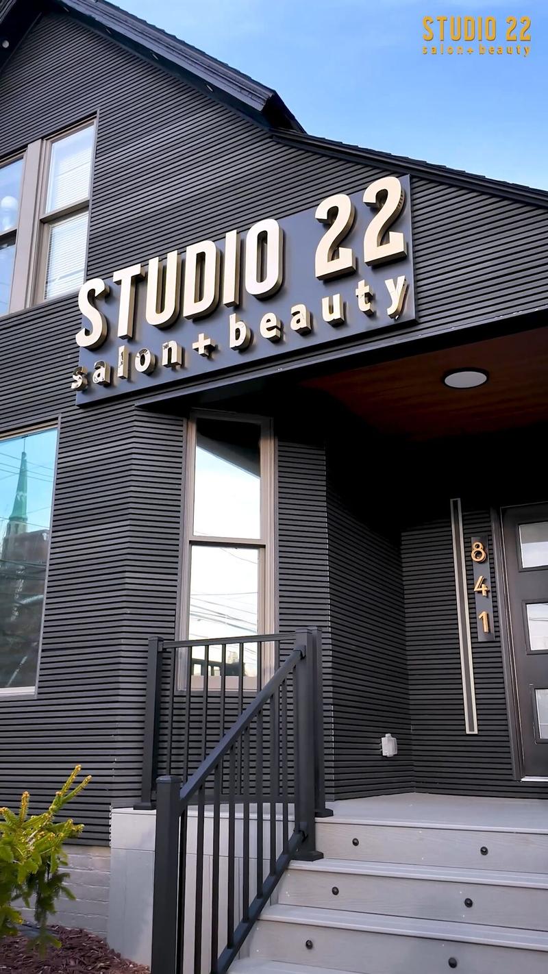 Studio 22